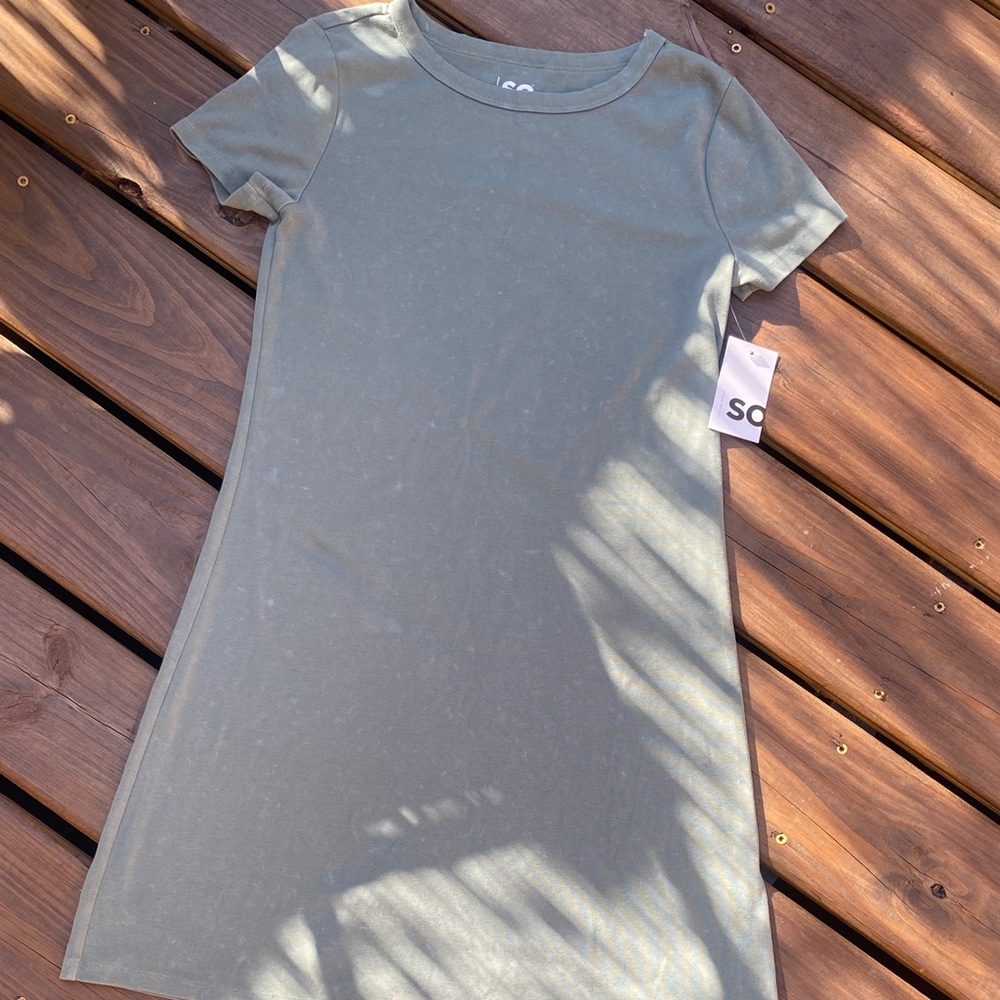 SO olive green washed shirt dress
